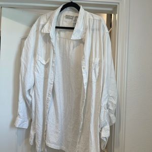 Women’s flowy oversized shirt